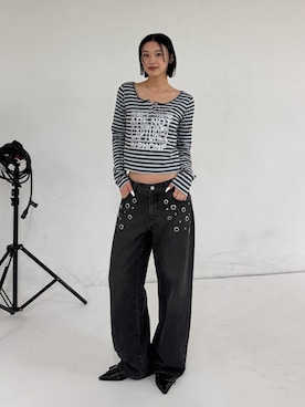 「WHO'S WHO gallery（フーズフーギャラリー）の【WEB限定】メッセージドットリングヘンリートップス（Tシャツ/カットソー、ブルー系）」を使った、うらのことこさん（レディース・165cm）の春コーディネート