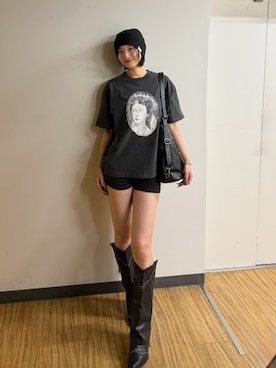 「WHO'S WHO gallery（フーズフーギャラリー）のスタッズロングブーツ（ブーツ、ブラック系）」を使った、うらのことこさん（レディース・165cm）の春コーディネート