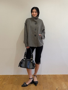 「WHO'S WHO gallery（フーズフーギャラリー）の【26AW LOOK掲載品番】ビッグボタンアシメハーフコート（その他アウター、グリーン系）」を使った、うらのことこさん（レディース・165cm）の秋コーディネート