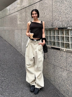 「Six M（シックスエム）の【SixM】  BALLOON TWILL PT（その他パンツ、ホワイト系）」を使った、うらのことこさん（レディース・165cm）の夏コーディネート