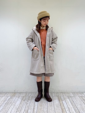「フードコート」｜「アイテム（帽子）」を使った、ナカガワさん（レディース・156cm）の秋コーディネート