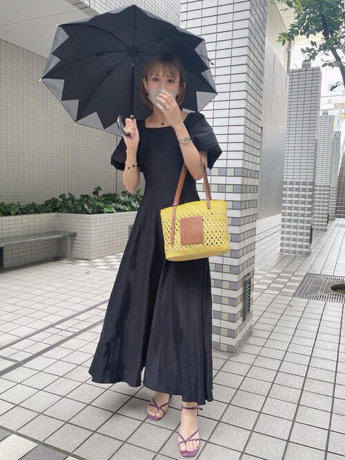 LOEWE（ロエベ）の「スクエア バスケットバッグ スモール (蜂の巣編み