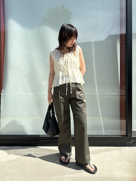 「アイテム（チノパンツ）」を使った、ZOZOマルチサイズ STAFFさん（レディース・153cm）の夏コーディネート
