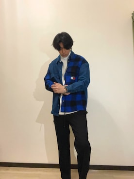 「TOMMY HILFIGER（トミーヒルフィガー）のアイテム（デニムジャケット）」を使った、kau!n/tommy skさん（メンズ・181cm）の春コーディネート