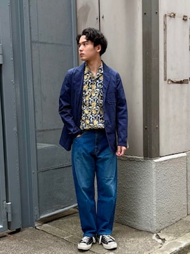 「BEAMS PLUS（ビームスプラス）のBEAMS PLUS / COOLMAX（Ｒ）シアサッカー 3ボタン ジャケット（テーラードジャケット、ブルー系）」を使った、BEAMS PLUSさん（メンズ・175cm）の夏コーディネート