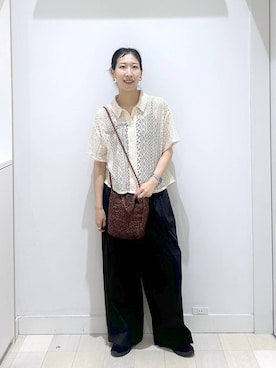 「GLOBAL WORK（グローバルワーク）のコットンナイロンパンツ/636583（その他パンツ、ブラック系）」を使った、rellraさん（レディース・159cm）の春コーディネート