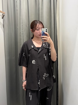「KBF（ケイビーエフ）のTATTOOワイドイージーパンツ（その他パンツ、グレー系）」を使った、なごみそさん（レディース・160cm）の春コーディネート