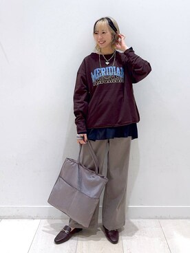 「アイテム（トートバッグ、パープル系）」を使った、Miyaさん（レディース・152cm）の秋コーディネート