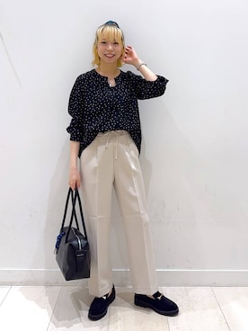 「アイテム（シュシュ、ブルー系）」を使った、Miyaさん（レディース・152cm）の秋コーディネート