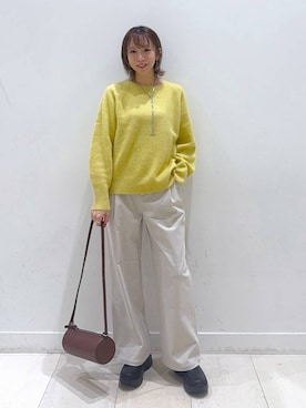 「GLOBAL WORK（グローバルワーク）のシリンダーバッグ/1049528（クラッチバッグ、ブラウン系）」を使った、Miyaさん（レディース・152cm）の秋コーディネート