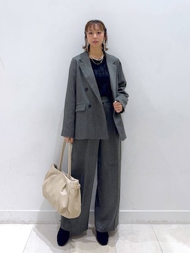 「GLOBAL WORK（グローバルワーク）のお手入れラクラクセットアップ/ワイドパンツ/1017522（その他パンツ、グレー系）」を使った、Miyaさん（レディース・152cm）の秋コーディネート