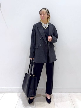 「アイテム（ブローチ/コサージュ）」を使った、Miyaさん（レディース・152cm・30代）の冬コーディネート