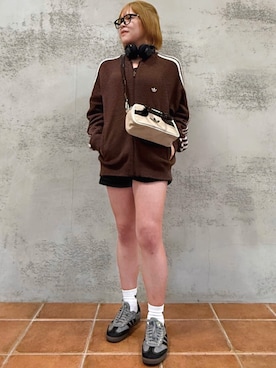 「adidas（アディダス）のSAMBA OG / アディダスオリジナルス adidas Originals（スニーカー）」を使った、smさん（レディース・157cm）の秋コーディネート