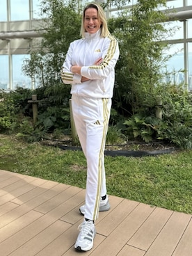 「アイテム（ジャージ）」を使った、MJさん（レディース・180cm）の秋コーディネート