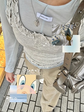 「アイテム（デニムパンツ、ベージュ系）」を使った、みくさん（レディース・156cm）の秋コーディネート