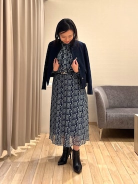 「アイテム（ノーカラージャケット）」を使った、岩立さん（レディース・155cm）の冬コーディネート