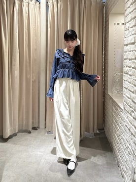 「FREE'S MART（フリーズマート）のアイテム（スラックス）」を使った、mikuさん（レディース・165cm）の春コーディネート