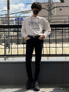 「G.O.C（ジーオーシー）のアイテム（Tシャツ/カットソー）」を使った、るいさん（メンズ・181cm）の秋コーディネート