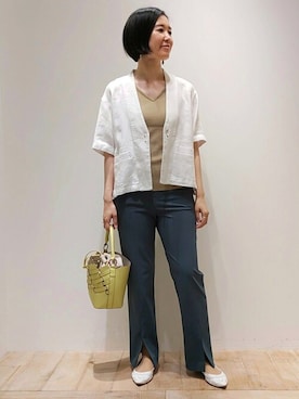 「スリットパンツ」｜「アイテム（ノーカラージャケット）」を使った、Chieさん（レディース・164cm）の夏コーディネート
