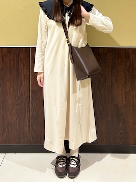 「アイテム（ジャンパースカート）」を使った、omochiさん（レディース・166cm）の秋コーディネート