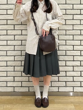 「アイテム（ニットキャップ/ビーニー）」を使った、omochiさん（レディース・166cm）の秋コーディネート