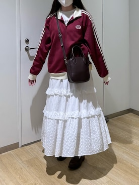 「アイテム（ジャージ）」を使った、omochiさん（レディース・166cm）の秋コーディネート