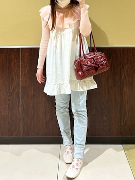 「春カラー」｜「アイテム（レッグウェア）」を使った、omochiさん（レディース・166cm）の春コーディネート