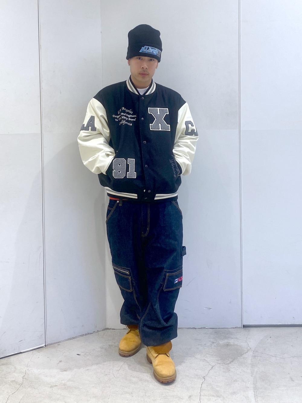 XLARGEのスタジャンを使った人気ファッションコーディネート - WEAR