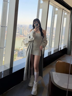 「LOVEHUNTER（ラブハンター）のアイテム（スニーカー、ホワイト系）」を使った、ゆきさん（レディース・159cm）の春コーディネート