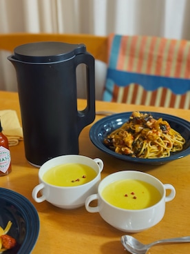 「アイテム（PC・スマホグッズ/家電）」を使った、KUUKOさん（レディース・164cm）の秋コーディネート