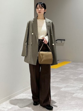 「アイテム（スリッポン）」を使った、松原さん（レディース・153cm）の秋コーディネート