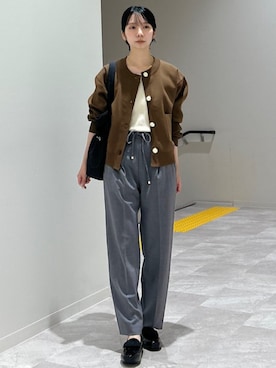 「アイテム（スリッポン）」を使った、松原さん（レディース・153cm）の秋コーディネート