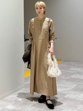 「SHIPS」｜「アイテム（その他シューズ）」を使った、松原さん（レディース・153cm）の秋コーディネート