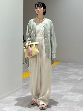 「アイテム（オールインワン・サロペット）」を使った、松原さん（レディース・153cm）の秋コーディネート