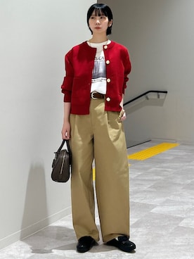 「アイテム（スリッポン）」を使った、松原さん（レディース・153cm）の秋コーディネート