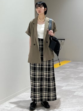 「シップス カラーズ」｜松原さん（レディース・153cm）の秋コーディネート