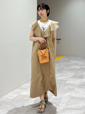 「アイテム（ジャンパースカート）」を使った、松原さん（レディース・153cm）の夏コーディネート