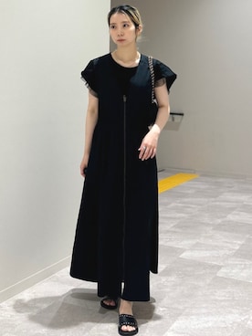 「シップス」｜「アイテム（ジャンパースカート）」を使った、松原さん（レディース・153cm）の夏コーディネート