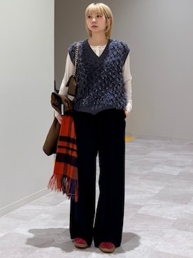 「アイテム（ベスト）」を使った、松原さん（レディース・153cm）の秋コーディネート