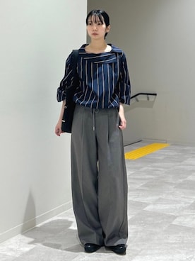 「アイテム（スリッポン）」を使った、松原さん（レディース・153cm）の秋コーディネート