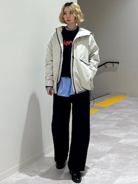 「ロゴニット」｜「アイテム（ダウンジャケット/コート）」を使った、松原さん（レディース・153cm）の秋コーディネート