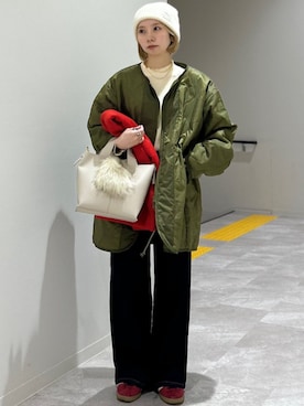 「ニットキャップ」｜「アイテム（アクセサリー）」を使った、松原さん（レディース・153cm）の冬コーディネート