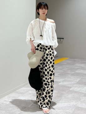 「イエベ春」｜「アイテム（グレー系）」を使った、松原さん（レディース・153cm）の夏コーディネート