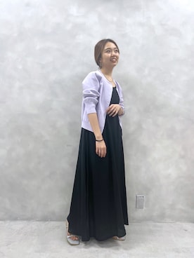 「パープル×黒」｜「アイテム（カーディガン/ボレロ）」を使った、NaNaMiさん（レディース・157cm）の春コーディネート