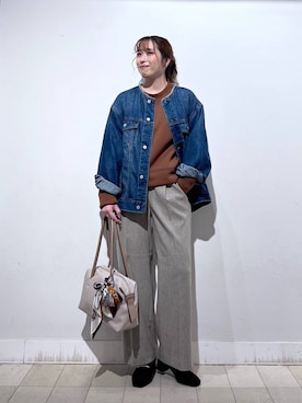 「アイテム（バンダナ/スカーフ、ベージュ系）」を使った、no23miさん（レディース・155cm）の秋コーディネート