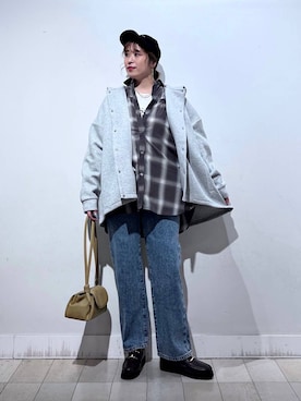 「アイテム（バングル/リストバンド）」を使った、no23miさん（レディース・155cm）の秋コーディネート