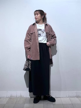 「アイテム（バングル/リストバンド）」を使った、no23miさん（レディース・155cm）の秋コーディネート