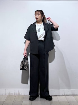 「アイテム（バングル/リストバンド）」を使った、no23miさん（レディース・155cm）の秋コーディネート
