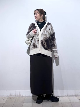 「アイテム（バングル/リストバンド）」を使った、no23miさん（レディース・155cm）の秋コーディネート