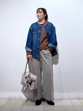 「アイテム（バンダナ/スカーフ、ベージュ系）」を使った、no23miさん（レディース・155cm）の秋コーディネート